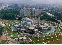 Masjid ini diuruskan oleh jabatan agama wilayah persekutuan (jawi). Aswana Cliche Malaysia Federal Territory Mosque Masjid Wilayah Persekutuan