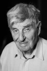 Wartime play stirs up childhood memories for veteran actor