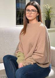 Ten days later she murdered two more. Daughter Of Joanna Dennehy Reveals How Her Loving Mum Turned Into A Man Hating Serial Killer Daily Mail Online