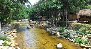 Pengunjung boleh menikmati keseronokan bermain gelongsor air, mandi kolam dan permainan lain yang disediakan disini. Tempat Percutian Menarik Di Chalet Sungai Bil Cool Spring Tanjung Malim Perak Tempat Menarik