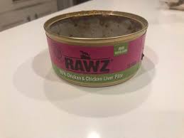 A raw food diet (rfd) usually includes raw muscle although a raw food diet may seem to resemble the diet of a wild cat, it may not be. Irene A Magafan On Twitter Cat Food Alert We Found These Two Black Foreign Pieces In Rawz Canned Cat Food They Claim It S Actual Pieces Of Chicken And Won T Harm Pets Since