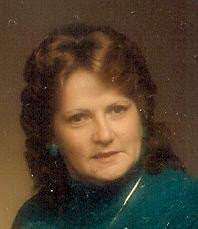 Julia Parson's Instagram, Twitter & Facebook