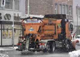 Mit wenigen ausnahmen ist die abgabe aus privaten haushalten in haushaltsüblichen mengen kostenfrei. Gsak Winterdienst In Krefeld Um 3 30 Uhr Rucken Streuwagen Aus