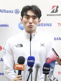 오상욱 선수는 1996년 9월 30일생으로, 올해 23살입니다. ë°•ìƒì˜ ì˜¤ìƒìš± íŽœì‹± é‡' ë¶€ë‹´ í†±10 ì„ ë´‰ìž¥ ë‚˜ì„ ë‹¤ ì¡°ì„ ì¼ë³´