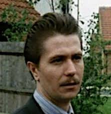 Found this spaceship in South Australia from a cult classic Sci-fi film. It  was filmed in 98 but released in 2000. One of my favourites. Can you name  the film?