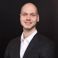 90+ Profile mit dem Suchbegriff „Luth“