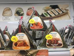 Udon, shabu noodle, atjisuke tamago, daikon (radish), corn, mini snow crab cake, seafood tofu fish cake, crab this one's another pretty new addition to the familymart family! Sejarah Family Mart Dan Mengapa Ia Sangat Popular Di Malaysia Iluminasi