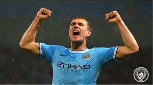 Edin dzeko est officiellement devenu un joueur de l'as rome, ce mercredi. Edin Dzeko Eddzeko Twitter