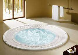 Da iperceramica sono infatti in vendita i prodotti jacuzzi®, dotati della classica tecnologia con bocche dalle quali forti gettiti regalano un massaggio rilassante per scaricare lo stress di una lunga giornata di lavoro. Quanto Costa Una Vasca Idromassaggio