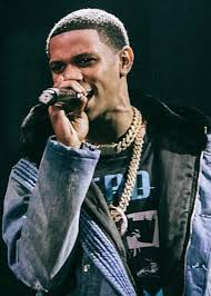 A boogie wit da hoodie is a stage name of a popular american rapper and a singer who came to limelight as the new name in the world of hip hop in 2017. A Boogie Wit Da Hoodie Height Weight Age Girlfriend Family Biography