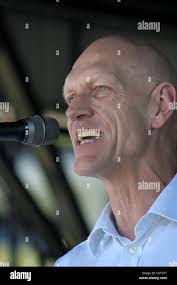 Peter garrett midnight oil hi-res stock photography and images
