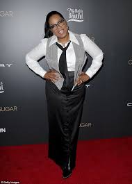 Unlike most us, however, winfrey stuck with her resolution, and committed herself to making an entire lifestyle shift. for oprah, her personal resolution wasn't about wanting to fit into a particular dress or. Oprah Winfrey Shows Off 40lbs Weight Loss Express Digest