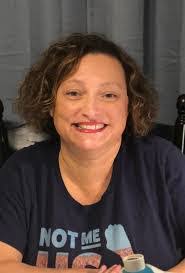 Laura Orban's Instagram, Twitter & Facebook