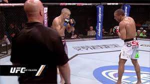 Spinning heel kick to the head boom right on the temple look at kevin. Tony Ferguson Takes Edson Barboza Spinning Heel Kick Clean To The Face Barely Flinches Sherdog Forums Ufc Mma Boxing Discussion