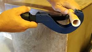 101 tubing cutter is a handy tool to use in tight, restricted spaces and a must for any plumber's toolbox. Best Pipe Cutter Reviews 2021 Recommended