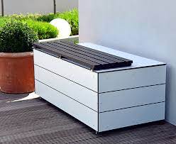 Hochwertiges baumwollmischgewebe mit kreissteppung, 50% baumwolle und 50% polyester. Kissenbox Design Gartenbox Gardomo Garten Design Inspiration