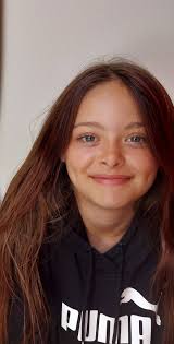 Hi peeps can somebody please add the Young girl in the picture and put it  with the dude as a birthday message she's 14 this month thankyou so much xx