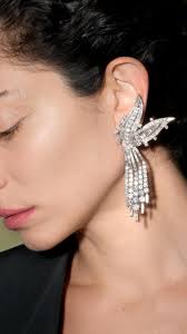 Diamonds—with their mesmerizing brilliance, their alluring mix of fire and  ice—are forever. Talk about multi-faceted! These most sought-after  gemstones come in an almost infinite variety of cuts and ...