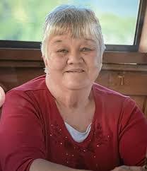 Carrie Shafer's Instagram, Twitter & Facebook