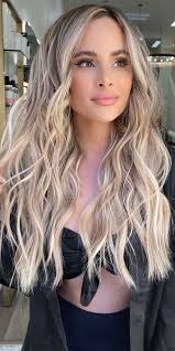 We are going to provide here stunning trends of butter blonde balayage hair colors shades or highlights. 43 Gorgeous Hair Colour Ideas With Blonde Vanilla Almond Butter Hair Colour