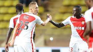 Angers have been a sieve of late defensively, being soundly beaten by rennes, lyon, and psg in their last three matches, conceding 11 goals in the process and look to do no better here against a. Monaco Beat Angers To Go Top In Ligue 1 Eurosport