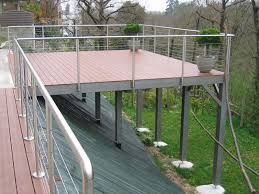 50 Idees De Jardin Terrasse Bois Sur Pilotis Escalier Exterieur Jardins