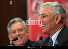 Press conference to introduce the new vice-presidents of FC Bayern München:  Franz Beckenbauer (2nd from left) and Karl-Heinz Rummenigge (right). Far  left: Manager Uli Hoeneß. 2nd from right: President Fritz Scherer.  24.10.1991. [