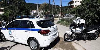 Με τη δολοφονία της 20χρονης καραλάιν μέσα στο σπίτι της στα γλυκά νερά και την ομολογία του συζύγου της πως αυτός ήταν πίσω από το έγκλημα που σόκαρε την κοινή γνώμη ασχολήθηκε και η πρωινή εκπομπή του open, «ευτυχείτε». Mpalaskas Seshmasmenoi Allodapoi Oi Dolofonoi Sta Glyka Nera Ellada Iefimerida Gr