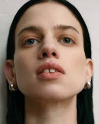 Completely obsessed with @mariettaauras' latest campaign for @breuninger