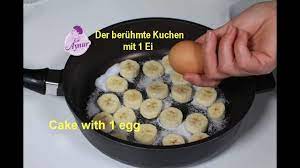 Restlichen milchreis esslöffelweise auf den kirschen verteilen und die kuchenoberfläche glatt streichen. Der Beruhmte Kuchen Mit Nur 1 Ei Ohne Ofen Backen I Cake With 1 Egg I Bananenkuchen Youtube Bananen Kuchen Bananenkuchen Kuchen