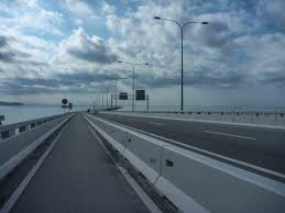 Deja vu everywhere, void of aesthetic architecture typical of a bridge. 01 Sultan Abdul Halim Muadzam Shah Bridge 1 Of 13 Adventures In Yellow