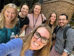 Look who it is ;) This epic Chicago team ❤️ Love sprinting through this day  with the great minds of Sharon Crichton, Jimmy Doucette, Nicole Arch Finer,  Erin Kana (dialed in 🫶),