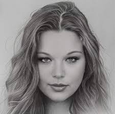 Amber Dragoo's Instagram, Twitter & Facebook