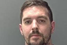 Disabled woman with extreme phobia of clowns tries 'exposure therapy'