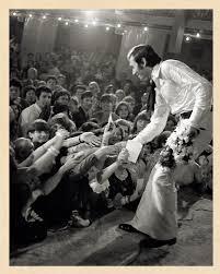 Karel gott (*14.7.1939, plzeň) je nesporně naším nejúspěšnějším zpěvákem již od 60. Sskplul0zvdmwm