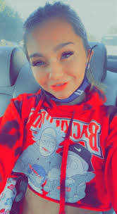 Katrina Henry's Instagram, Twitter & Facebook