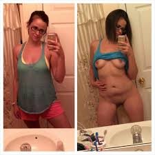 Nerdy girlfriend mirror onoff bathroom selfie Porn Pic - EPORNER