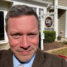 Hello, I'm Greg and something to know about me is that I began working in  the gay bar industry in 1992 with my first job at the Club Caribbean Resort  in Fort