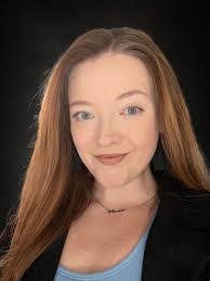 Ashley Marlowe's Instagram, Twitter & Facebook