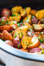 Easy Crockpot Breakfast Potatoes Crispy Tender Potatoes With Peppers And Onions A Bett Breakfast Crockpot Recipes Crockpot Breakfast Best Crockpot Recipes