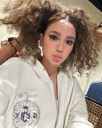 Arci Muñoz 🌸らもな 🌻라모나