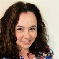 Laurie Leone's Instagram, Twitter & Facebook