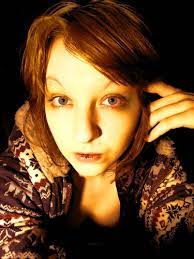 Ophelia Fox's Instagram, Twitter & Facebook