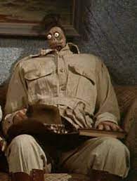 In the film the character of beetlejuice was played by micheal keaton. Maycintadamayantixibb Guy With Small Head On Beetlejuice