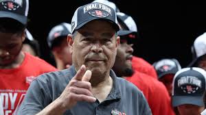 Kelvin Sampson Opens Up About Text He Received From Gregg Popovich