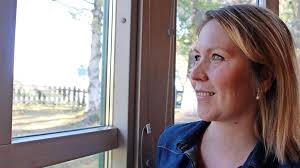 Hon tror på landsbygdens hus