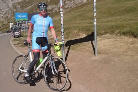 A 20 year old linn svahn debuts at the world cup. Oskar Svard Cyklar For Sin Pappa Langd Se