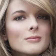 Katherine Farrell's Instagram, Twitter & Facebook