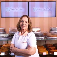 Aos 64, ela criou a maior franquia de bolos do Brasil, Agora, vendeu para gigante de R$ 120 bilhões