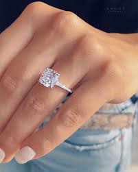 Nov 18, 2020 · like women's engagement rings (and wedding bands, for that matter), some men's engagement rings have gemstones, while others are simple eternity bands. Custom Engagement Rings Ascot Diamonds